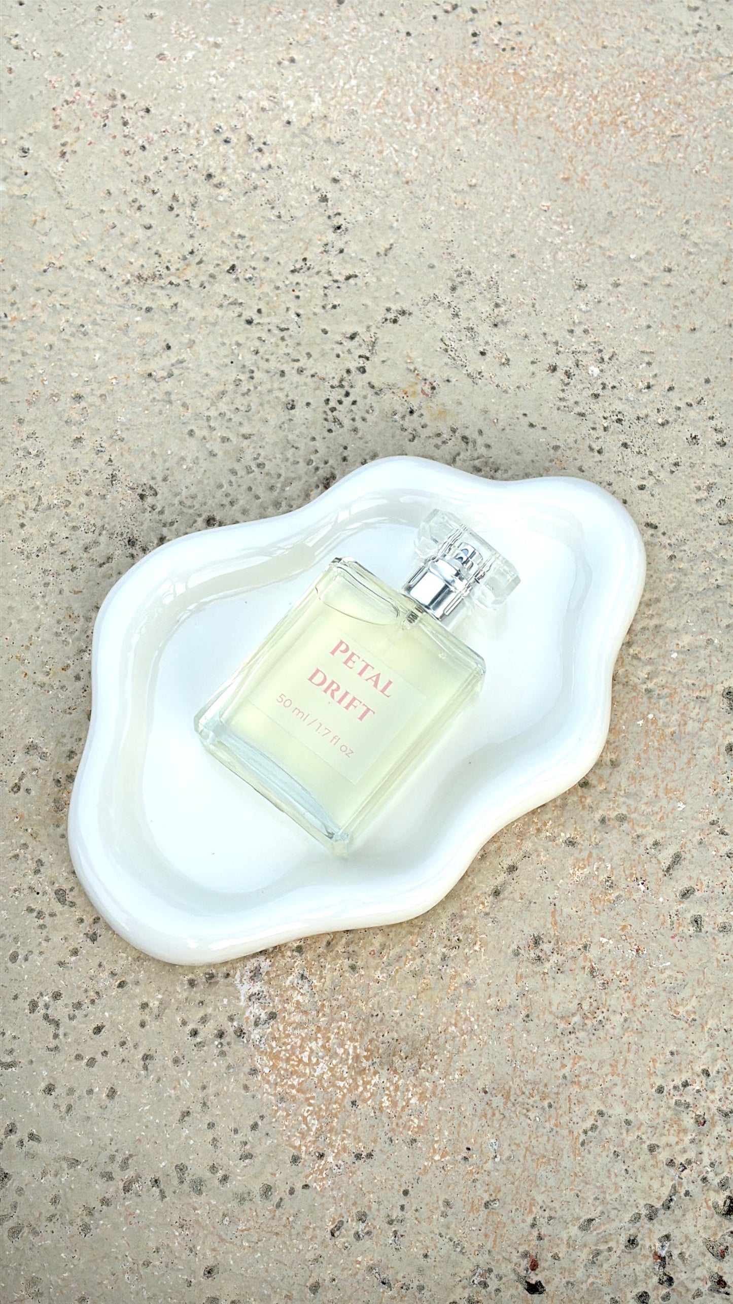 Petal Drift — Eau de Parfum (50 ml)