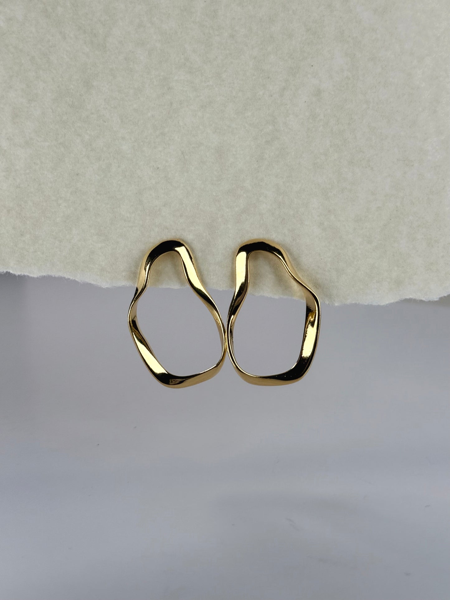 Artistic Oval Earrings