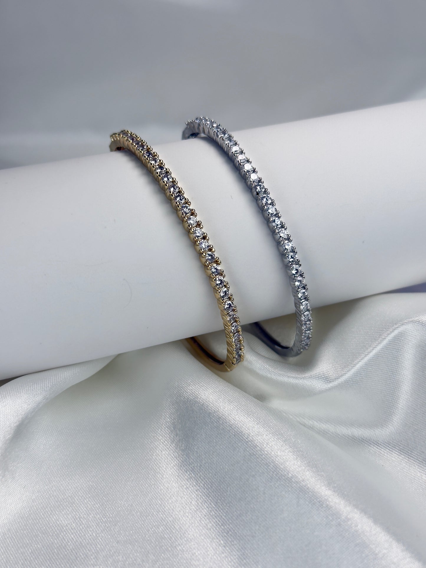 CZ Stone Buckle Bangle